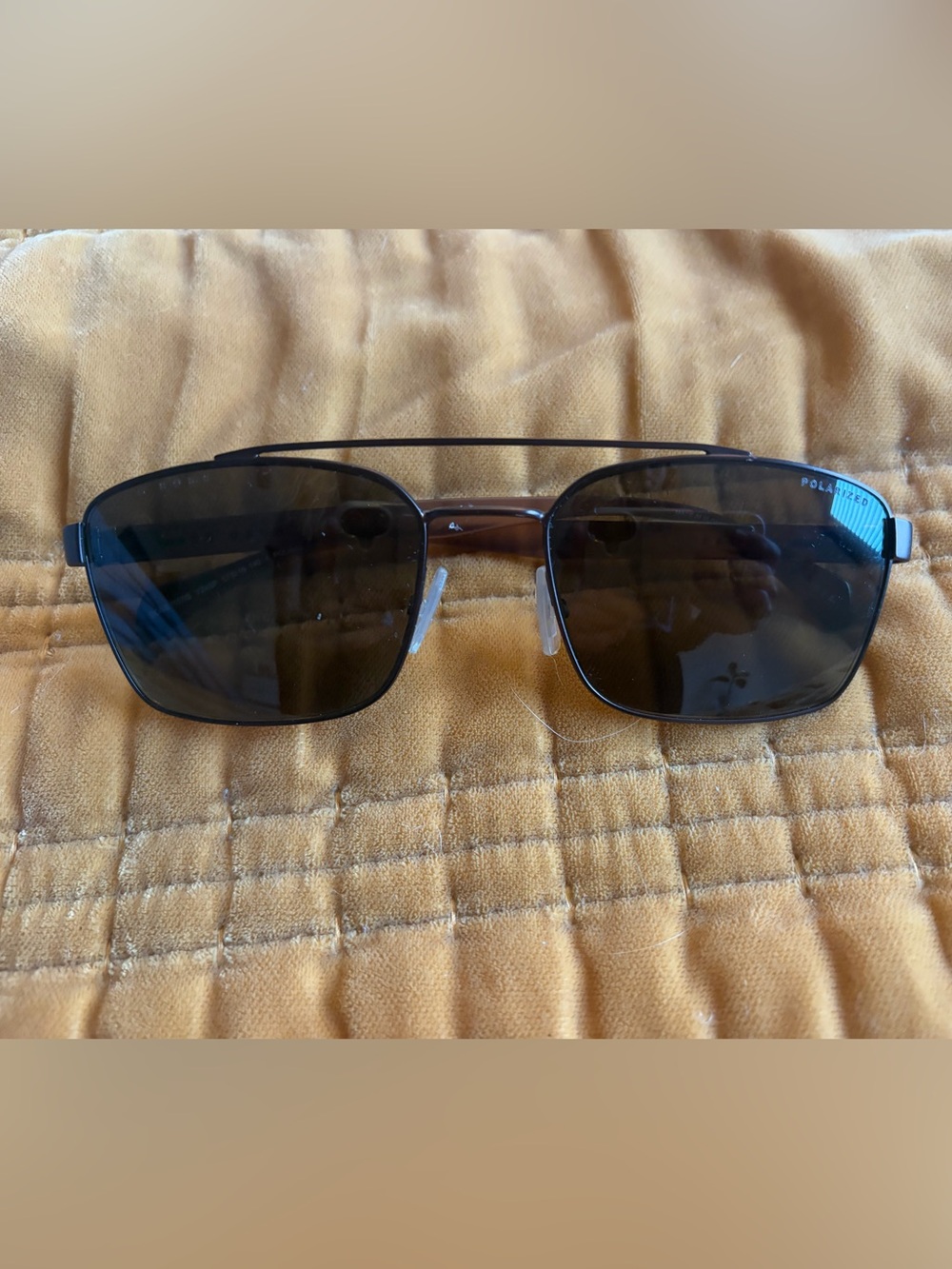 Men’s Hugo Boss polarized sunglasses